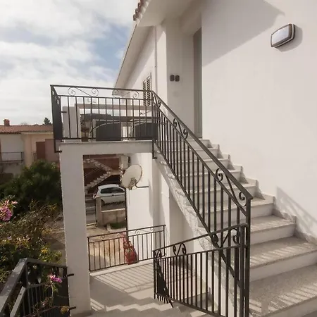 Conchiglia Sud 公寓